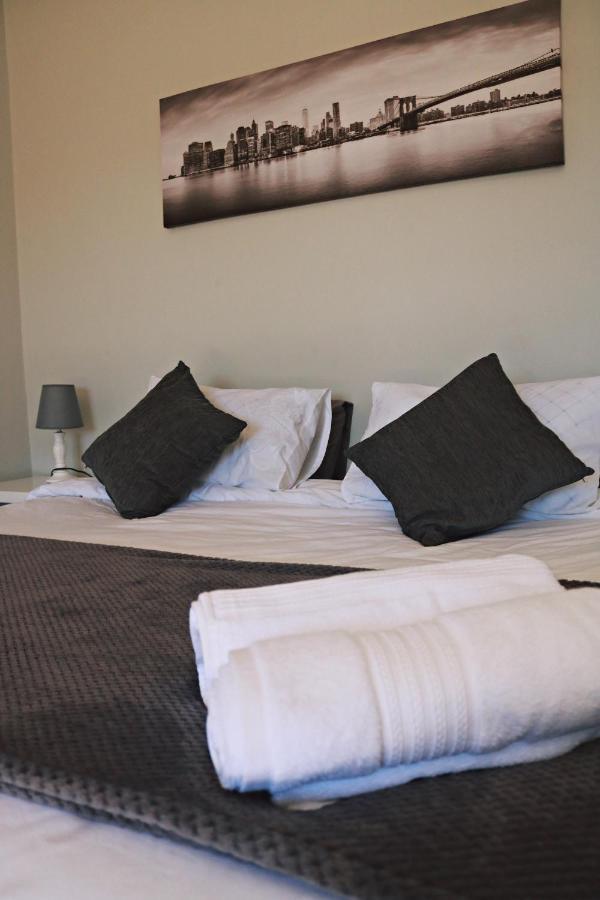 My Guesthouse Kimberley Bagian luar foto