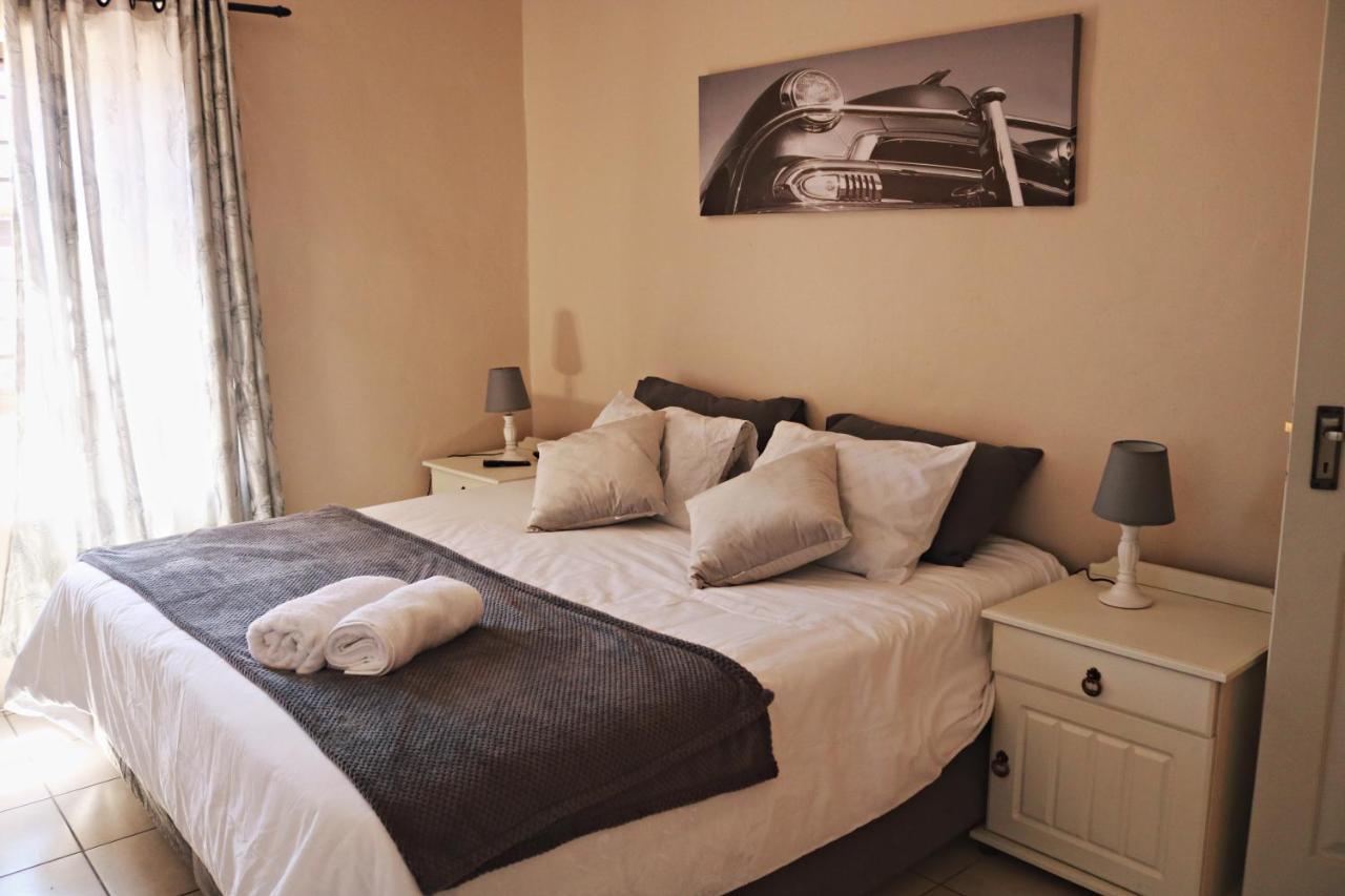 My Guesthouse Kimberley Bagian luar foto